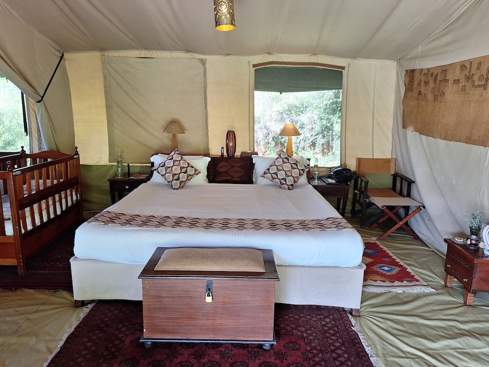Entumoto Safari Camp