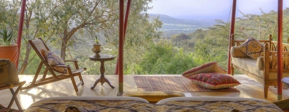 Entumoto Safari Camp