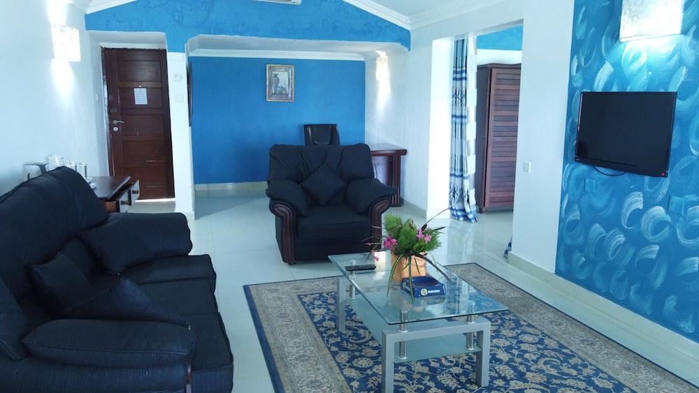 Sai Rock Beach Hotel & Spa