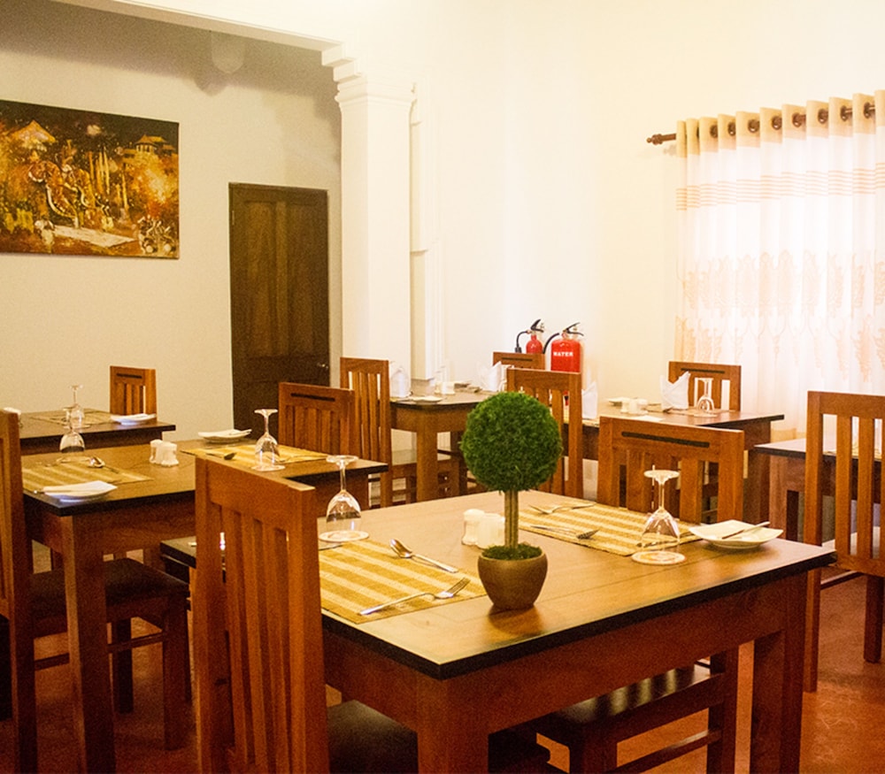 Miura Dutch Edge Hotel