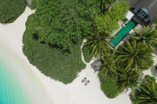 Four Seasons Resort Maldives at Landaa Giraavaru