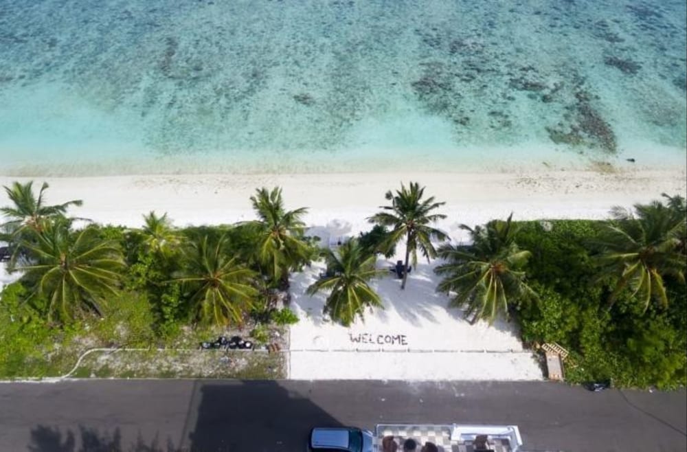 The White Harp Beach Hotel