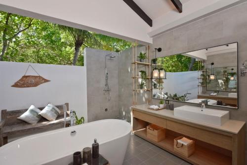 Grand Park Kodhipparu