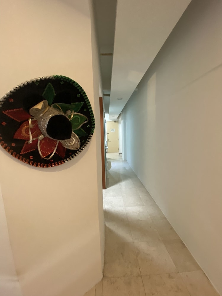 Peninsula Residence All Suite