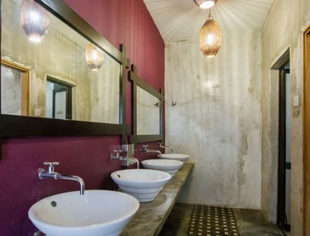 The Explorers Guesthouse and Hostel