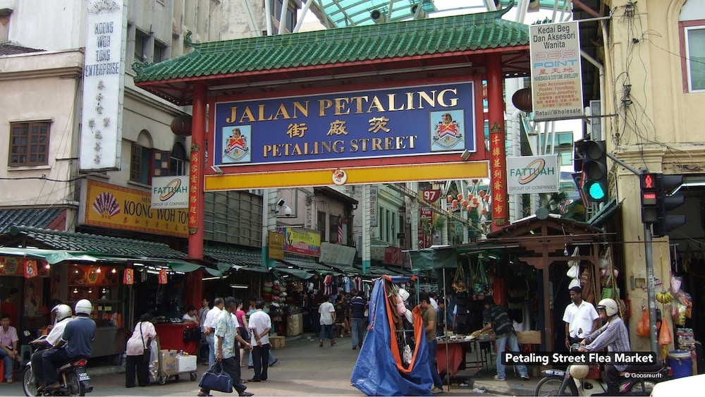 The Explorers Guesthouse and Hostel