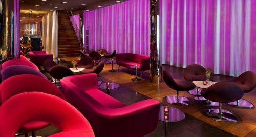 Plaza Premium Grand Winston