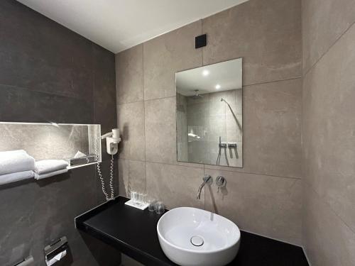 XO Hotels Blue Tower