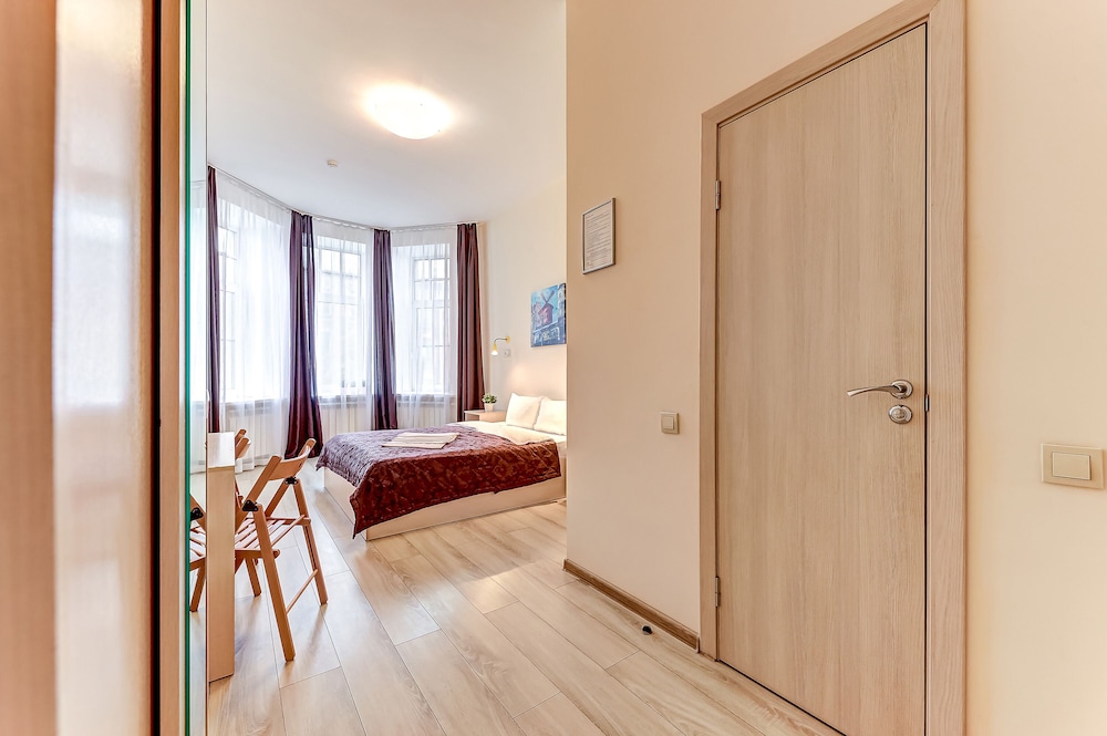 Democrat on Nekrasova 58