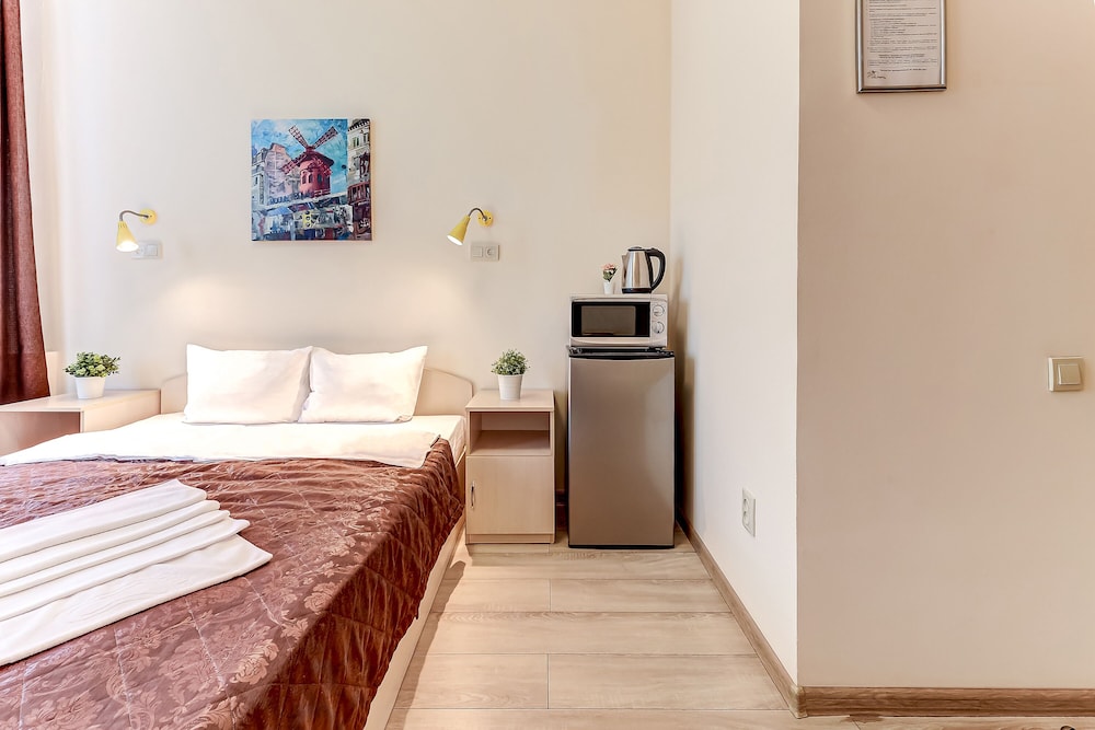 Democrat on Nekrasova 58