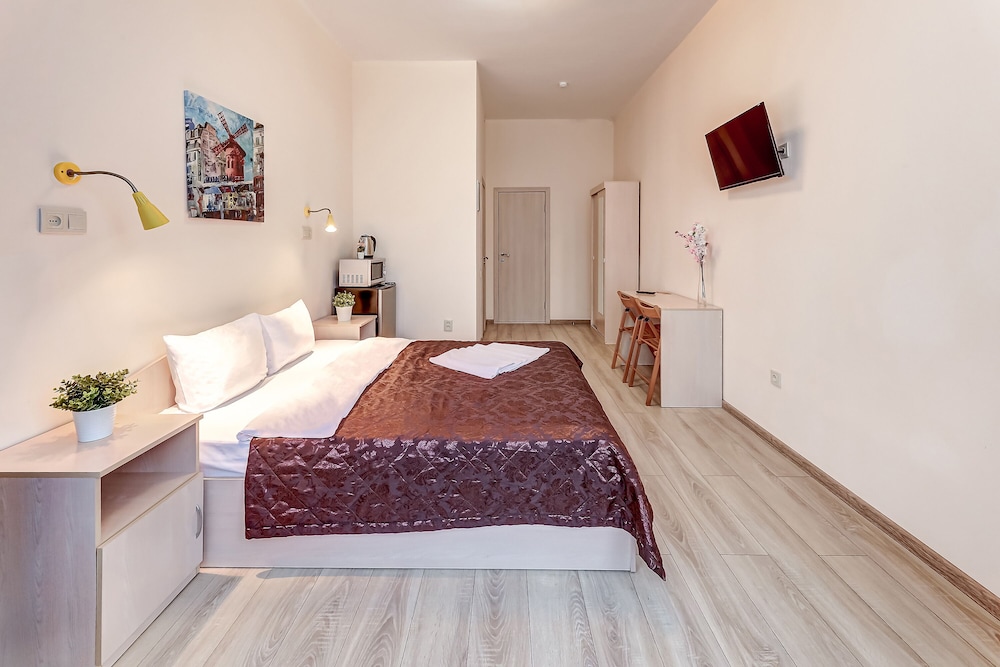 Democrat on Nekrasova 58