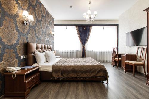 Hotel Corona