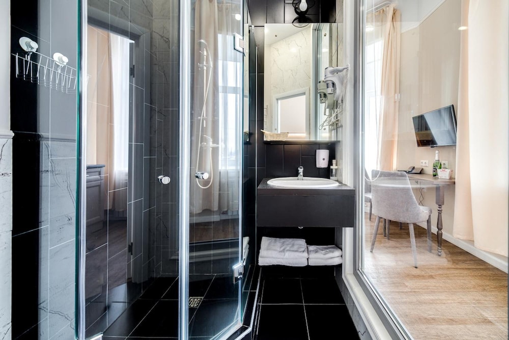 Lotman Boutique Hotel