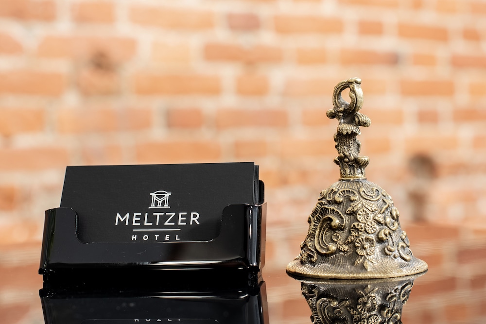 Meltzer Hotel