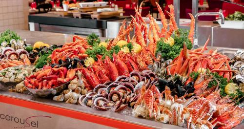 Royal Plaza on Scotts