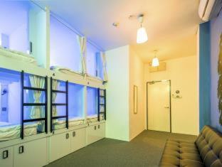 Wink Capsule Hostel @ Chinatown