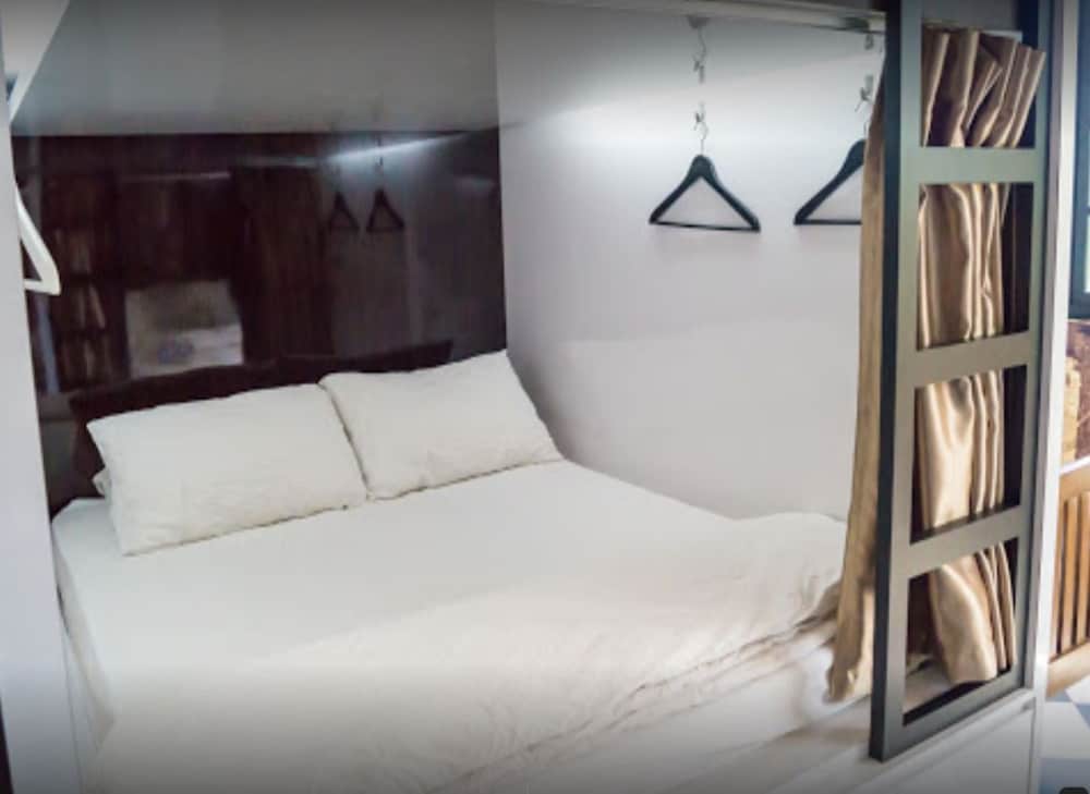 Vintage Inn Boutique Hostel