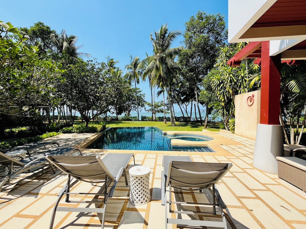 Amatapura Beach Villa 12