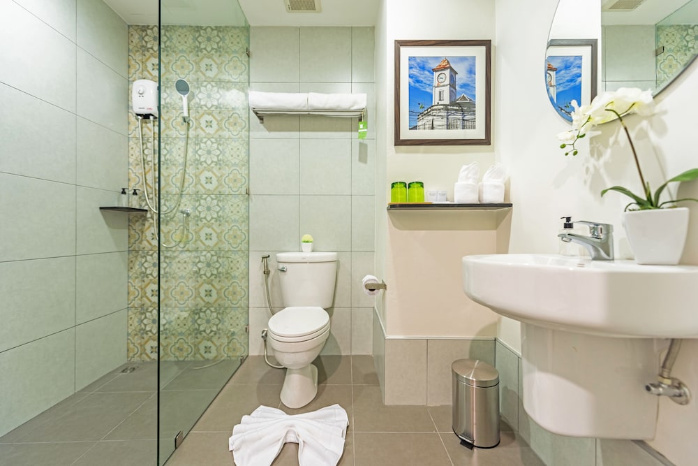 Recenta Phuket Suanluang