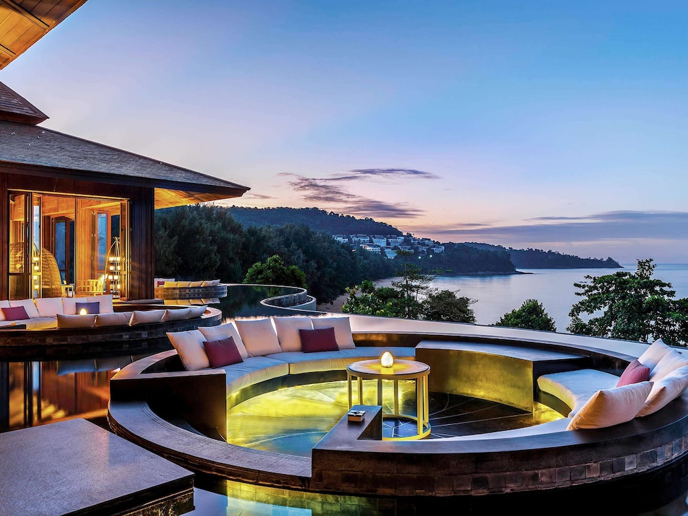 Pullman Phuket Arcadia Naithon Beach