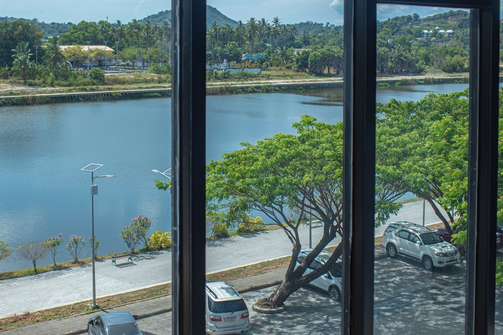 Floral Hotel Lakeview Koh Samui