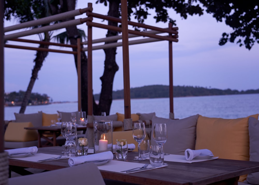 SALA Samui Chaweng Beach Resort