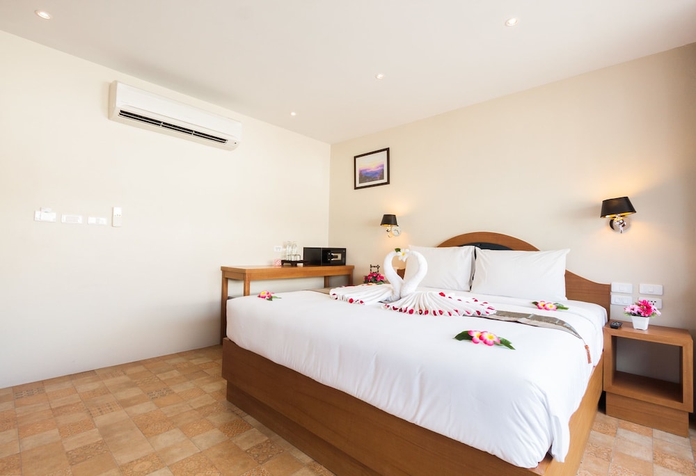 At Samui Boutique Hotel