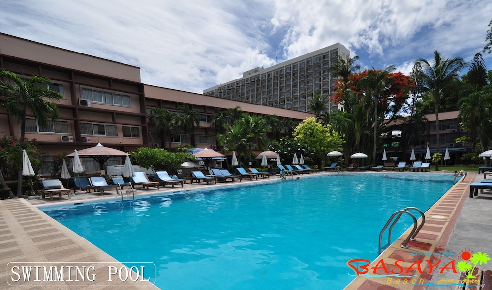 Basaya Beach Hotel & Resort