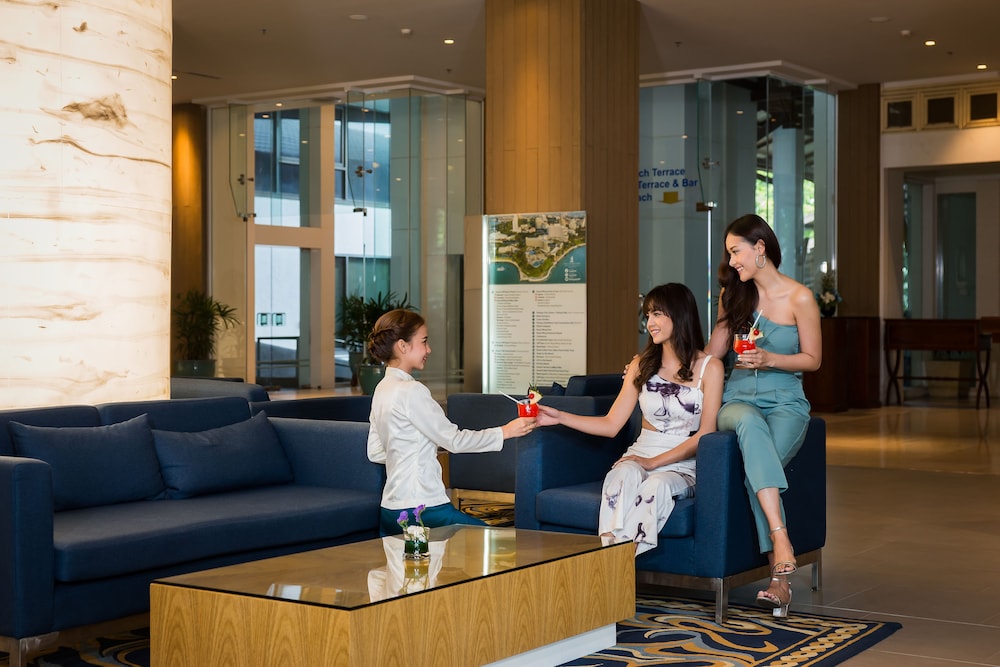 Royal Cliff Beach Hotel