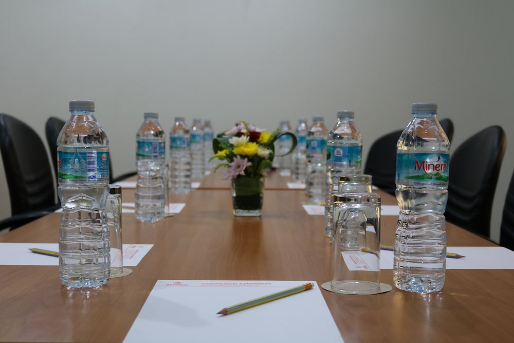 Sunshine Hotel & Residences