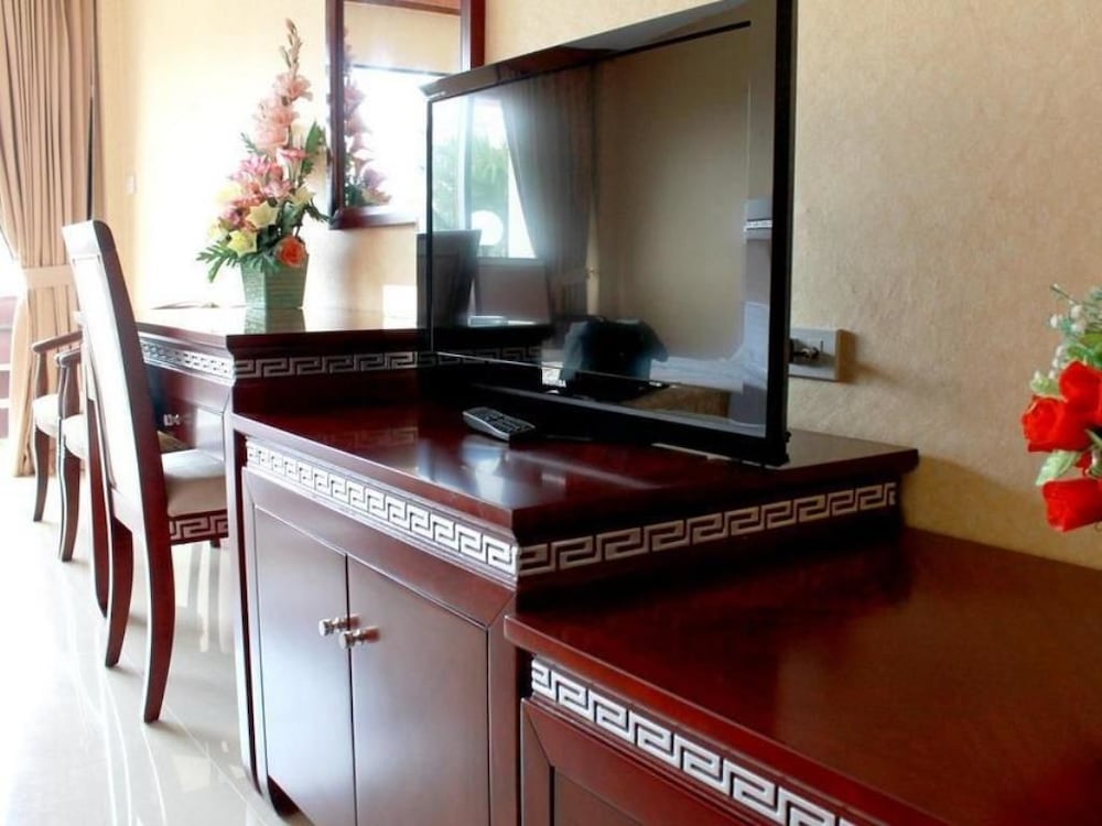 Mermaid's Beach Resort Jomtien