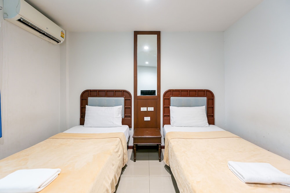 Deeden Pattaya Resort