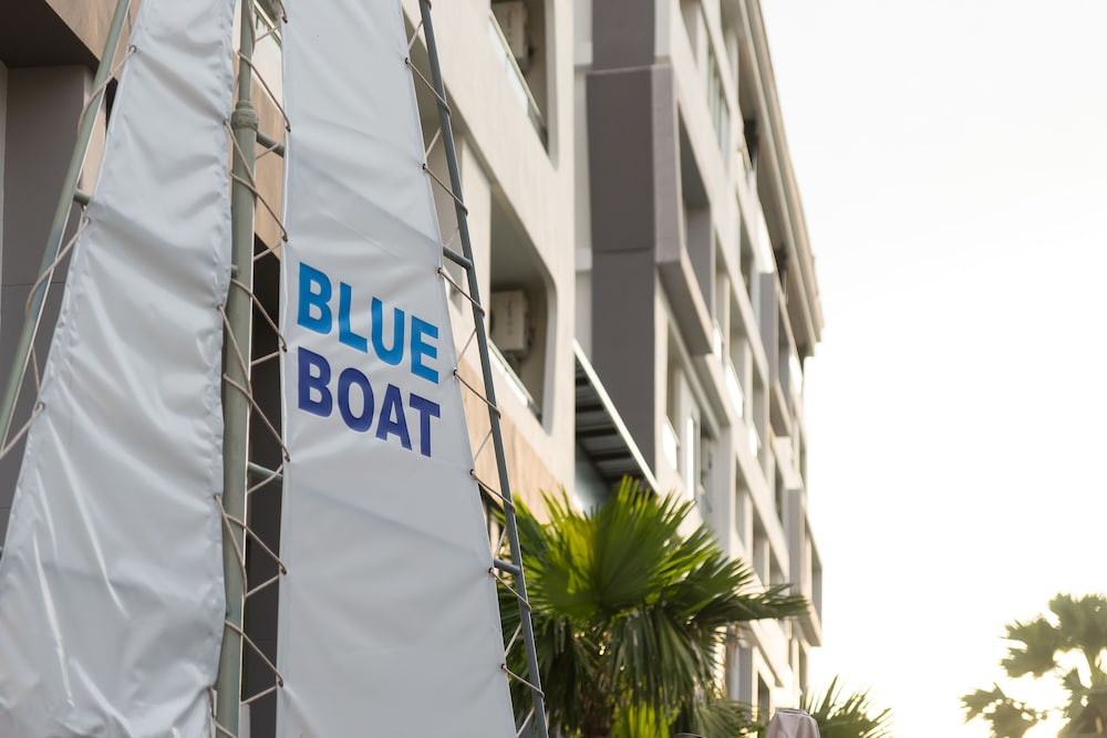 Blue Boat Pattaya Jc Hotel