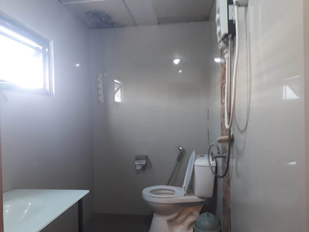 New Pind Balluchi Inn