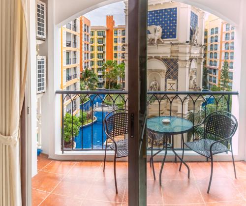 Venetian Signature Condo Resort Pattaya By Whispering