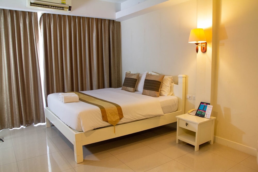 Grand Smile Wellness