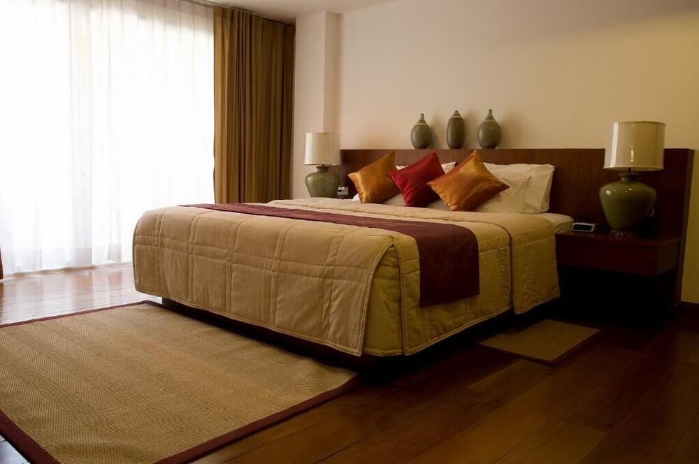 Chateau Dale Boutique Residence