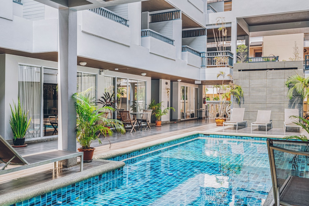 Chateau Dale Boutique Residence