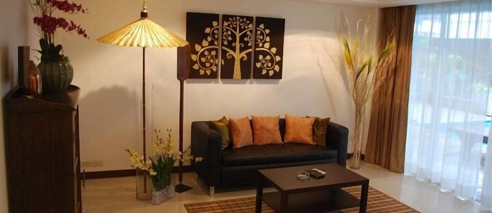 Chateau Dale Boutique Residence