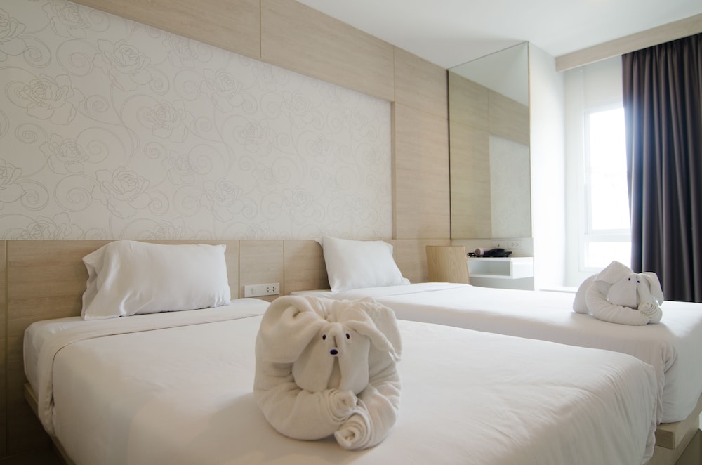 Mirage Express Patong Hotel