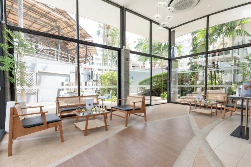 Andaman Embrace Patong