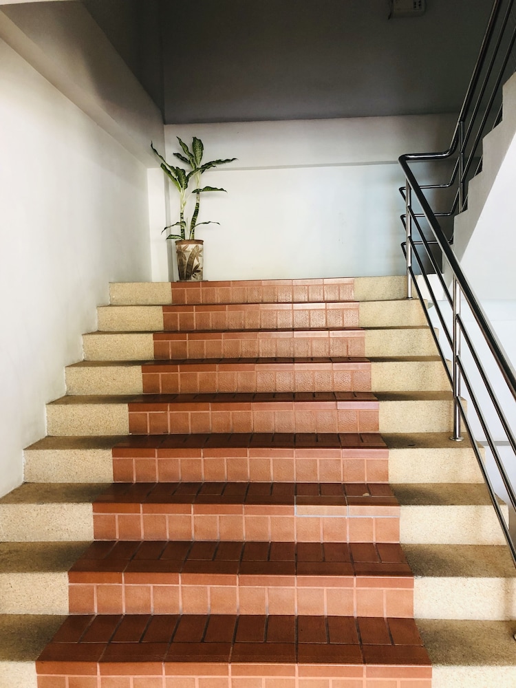 Jiraporn Hill Resort 