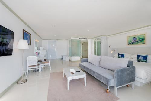 Andaman Beach Suites Hotel