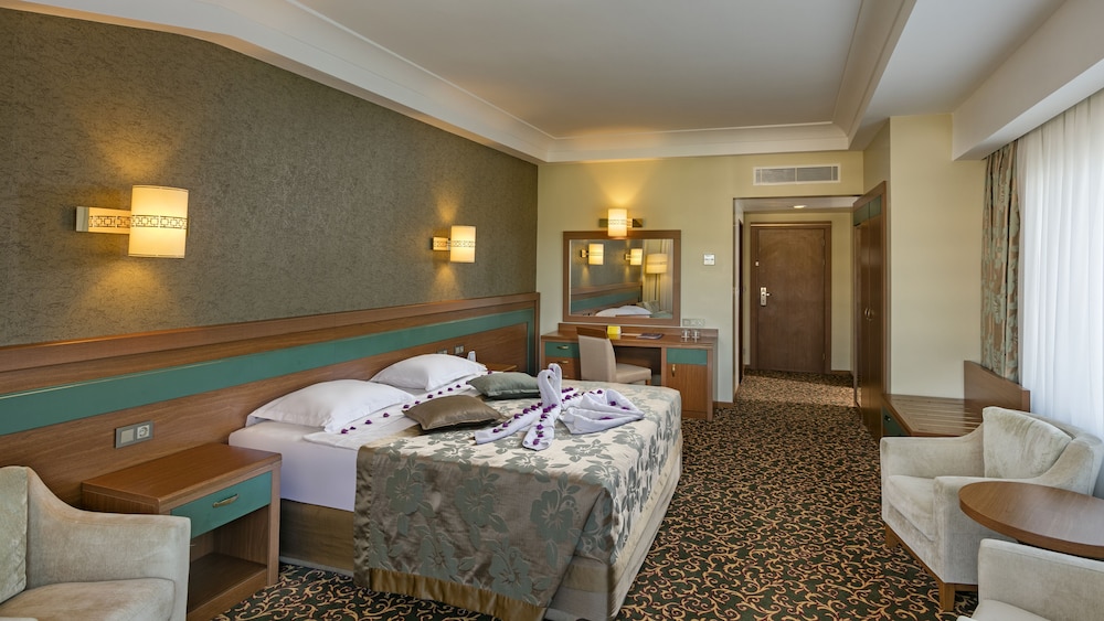 Özkaymak Select Resort Hotel