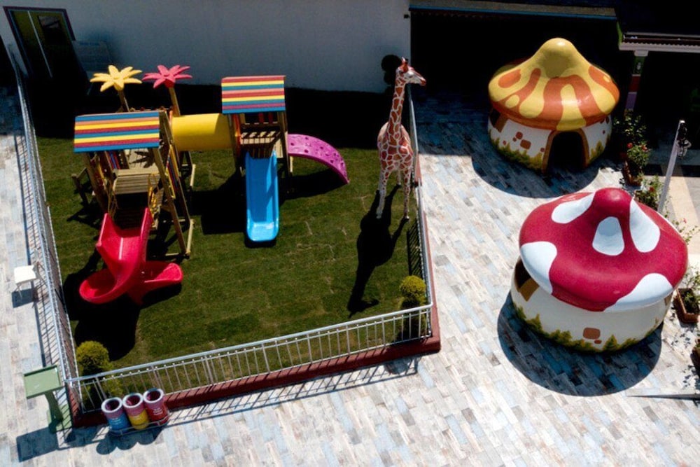 Side Win Hotel & Spa