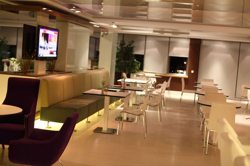 No 19 Boutique Hotel