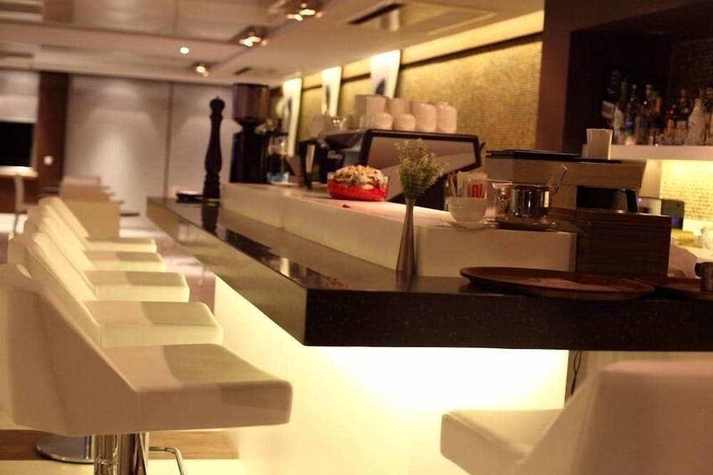 No 19 Boutique Hotel