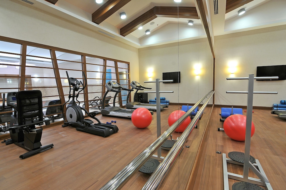 DoubleTree by Hilton Hotel Van