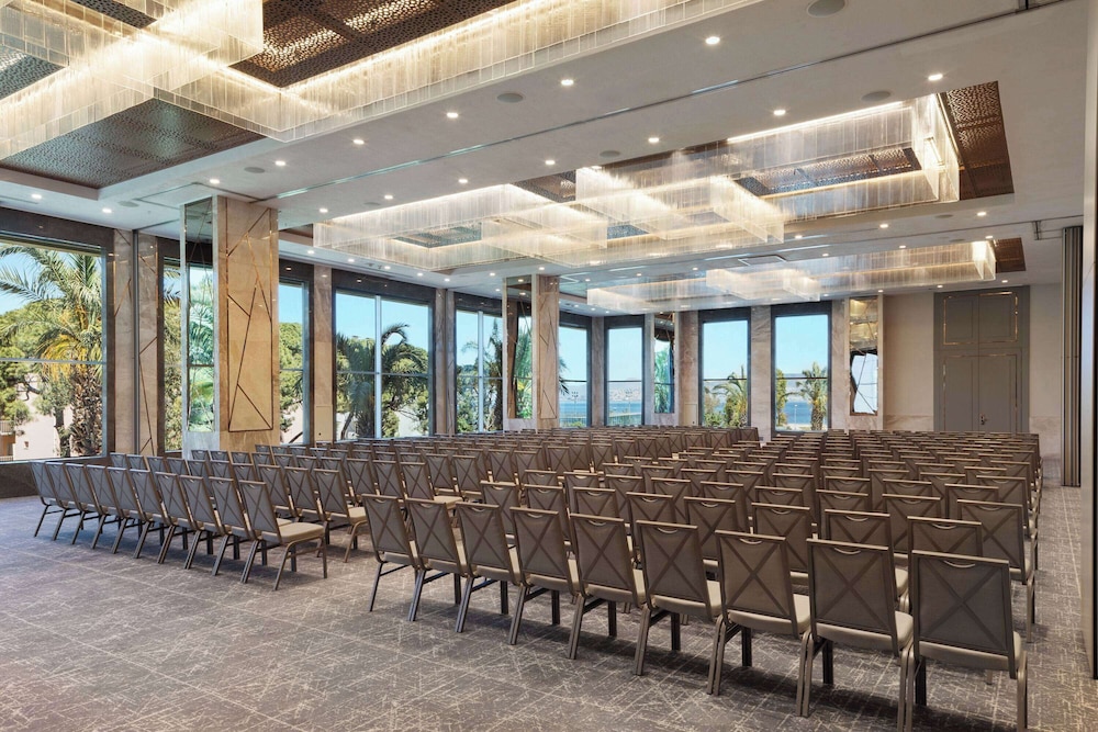 Wyndham Grand Izmir Özdilek Thermal & Spa
