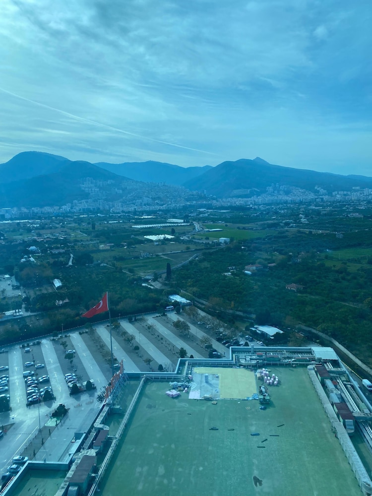 Wyndham Grand Izmir Özdilek Thermal & Spa